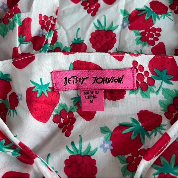 NWOT Betsey Johnson Women's Strawberry Dress Size Medium - Picture 7 of 7